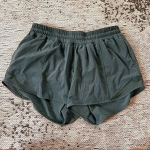 lululemon shorts size 8 green